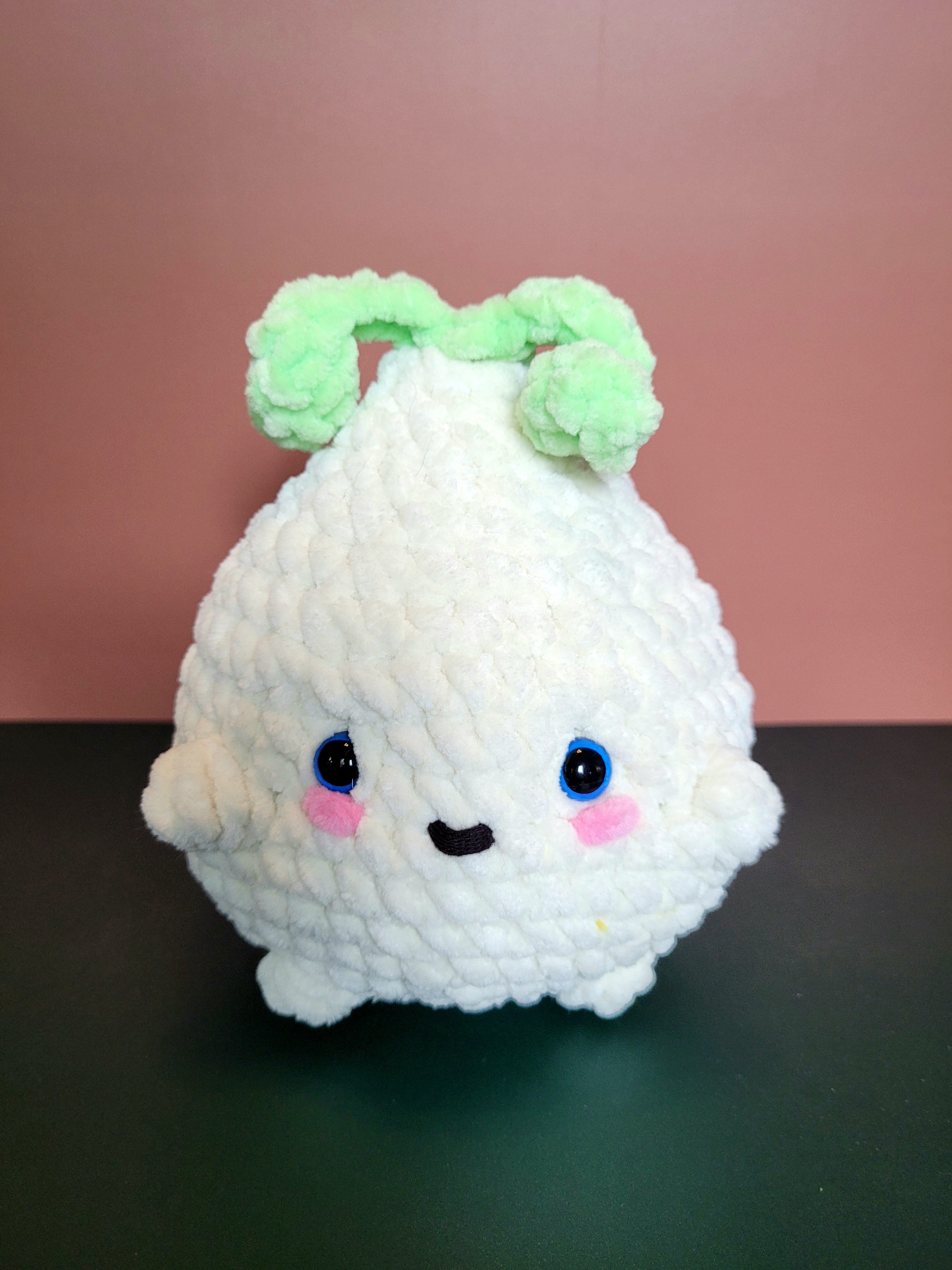 Perly the Shy Onion - Honeybear's Cupboard Sweetpea Meadow Edition