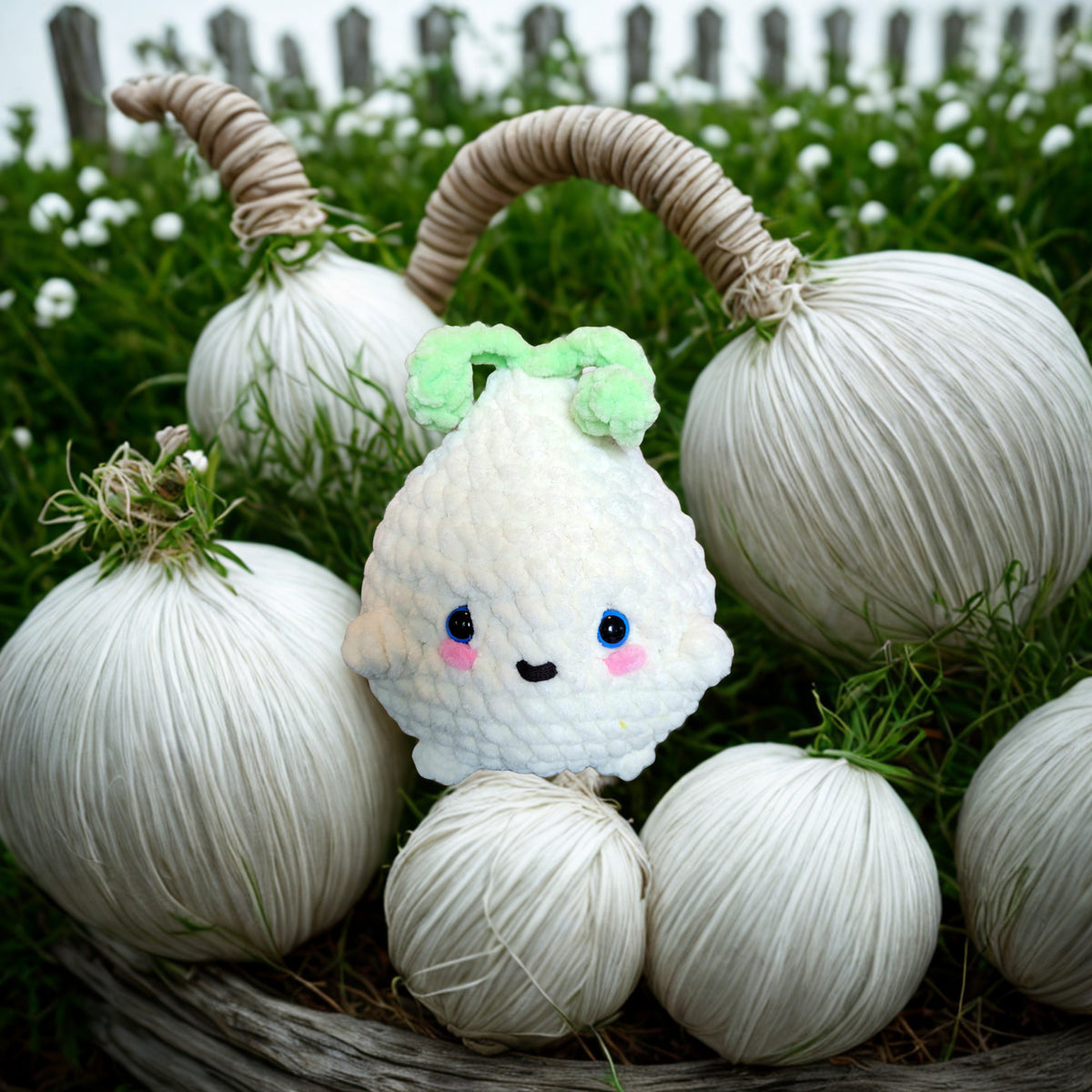 Perly the Shy Onion
